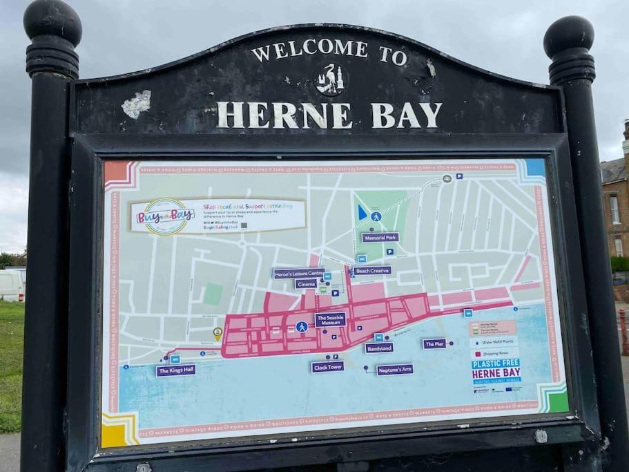 Herne Bay Central - 2 Minutes From Beach Apartment Kültér fotó